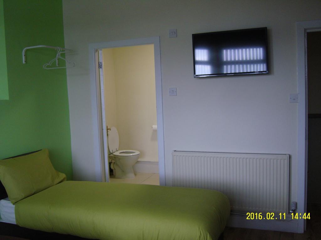 The Kop View Hotel Liverpool Habitación foto